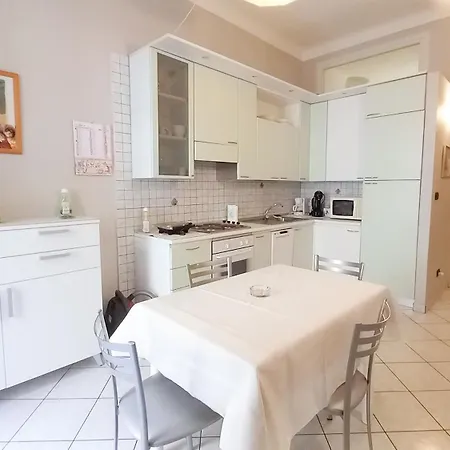 Apartmán Mimosa 2 *