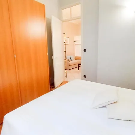 Mimosa 2 * カンヌ